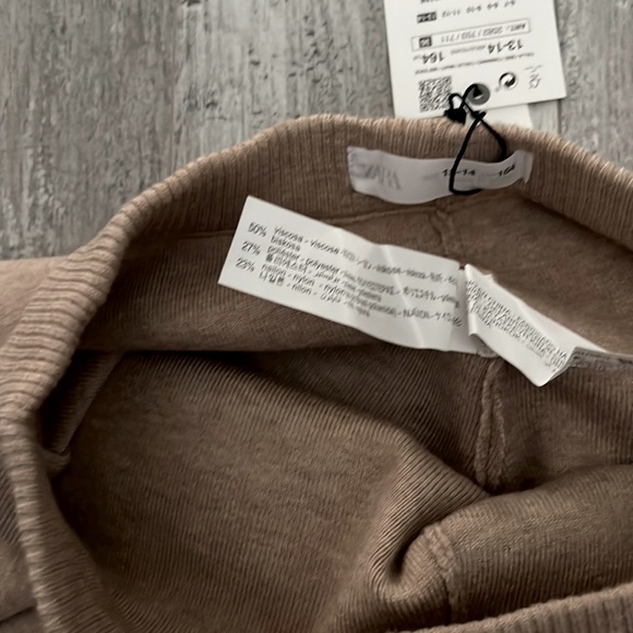 Zara Wrap Knit Skort - Picture 6 of 7